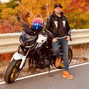 Meet your Posher, Barton